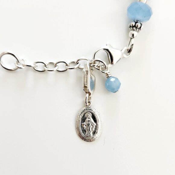 MARY  CHARM STERLING SILVER LT BLUE AGATE BRACELET - Picture 2 of 2